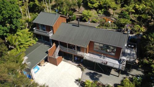 Whitianga House | Annabells B&B