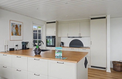 Bøjden House | "Annalia" - 50m from the sea by Interhome