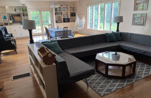 Blue Hill House | Anne's - Comfortable and quiet - 32 miles to Acadia