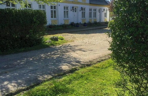 Togeholt Apartment | Annex with south-facing garden near Præstø