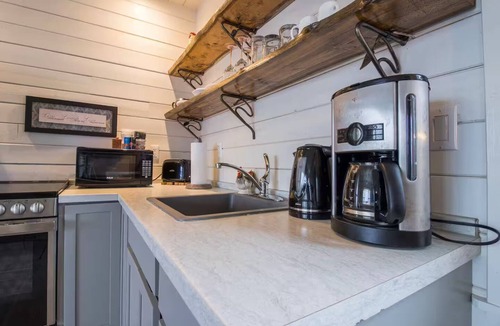 Joe Batt's Arm House | Annie's Place by the Inn!