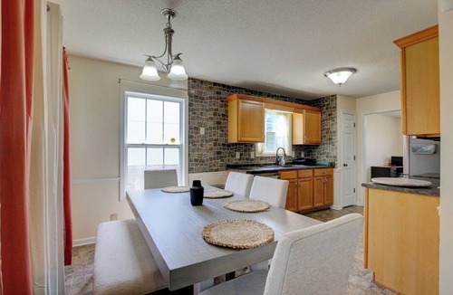 Clarksville House | Anolv's Place
