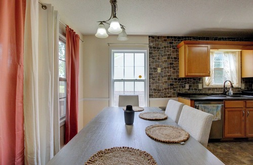 Clarksville House | Anolv's Place
