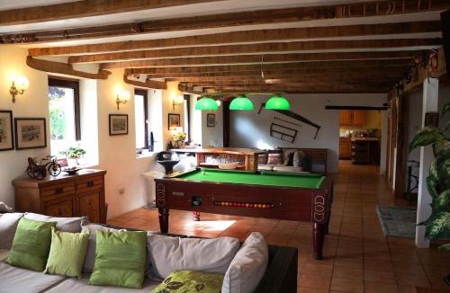 Lizant Villa | Another Day in Paradise