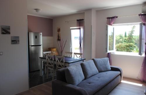 Verunic Apartment | Ante Carov Apartment