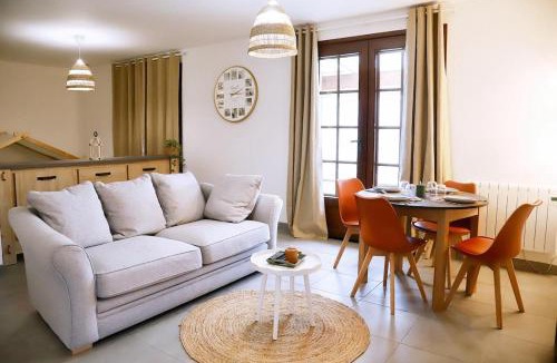 Thiron-Gardais House | anthony meggy