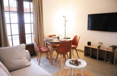 Thiron-Gardais House | anthony meggy