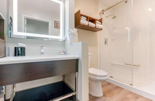 Antioch Hotel | Antioch Inn and Suites