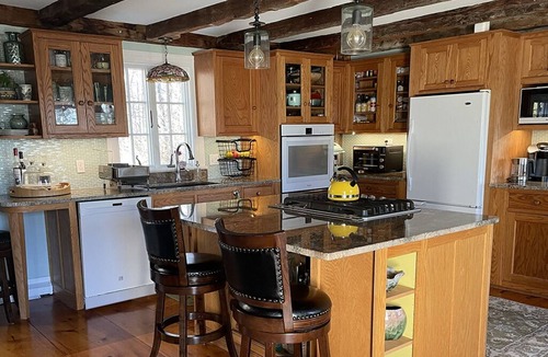 Edgecomb House | Antique Charm and Modern Comfort on Waterfront - New block of weeks available
