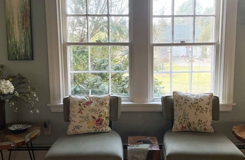 Edgecomb House | Antique Charm and Modern Comfort on Waterfront - New block of weeks available