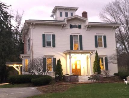 Rutland Bed & Breakfast | Antique Mansion B & B