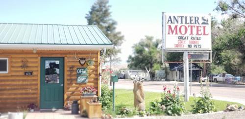 Otto Hotel | Antler Motel