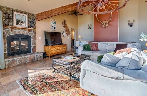 Greer Cabin | Antler Ridge Ridge House