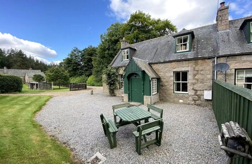 Ballater Cottage | Antlers Cottage