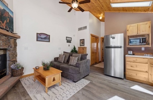 Fall River Estates Condo | Antlers Pointe 06 (HT)