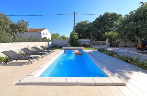 Puljane House | Antona