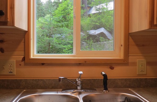 North Powder Cabin | Antone Creek Lodge, Cabin #2