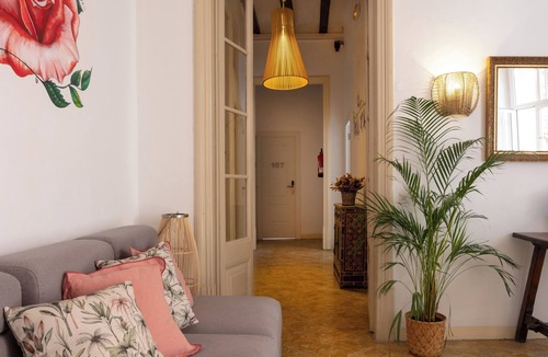 Sitges Town Center Hostel | Antonios Hostal