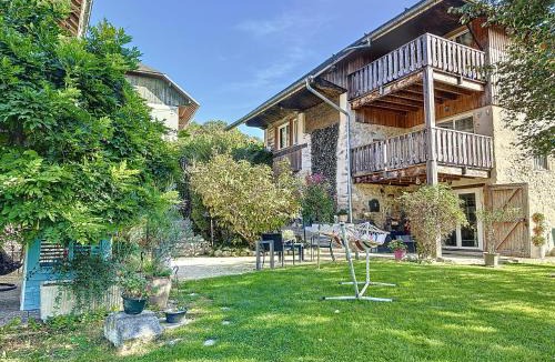 Saint-Girod Bed & Breakfast | Antre Lacs