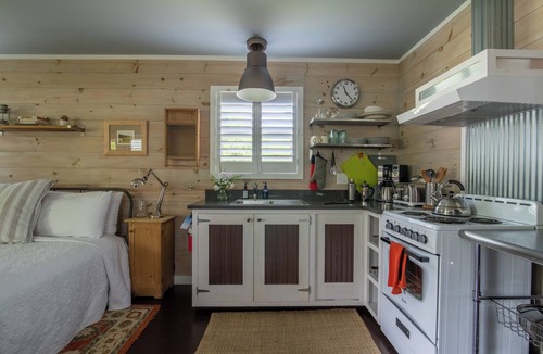 Livingston Manor Hotel | Antrim Streamside