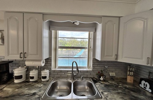Orlando House | Anysel Pool house