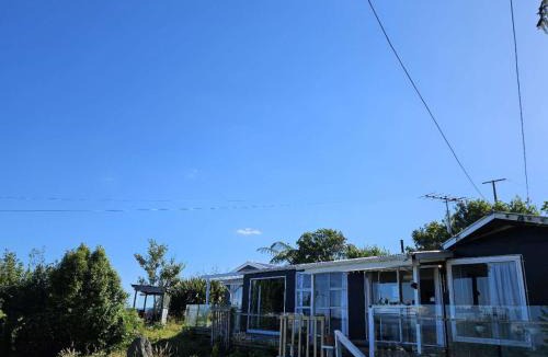 Kawaha Point House | Aorangi Peak Cottage