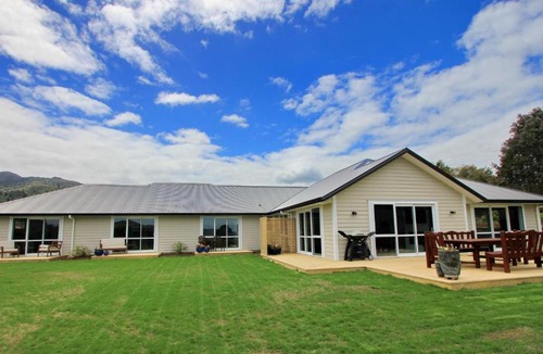 Coromandel Bed & Breakfast | Aotea Boutique Accommodation