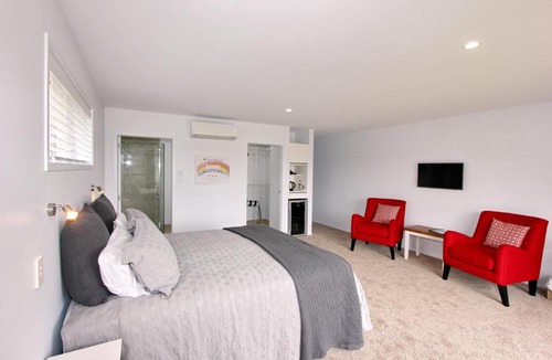 Coromandel Bed & Breakfast | Aotea Boutique Accommodation