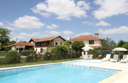 Lagarde-Hachan Apartment | Aou Carde