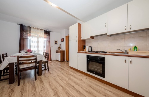 Mundanije Apartment | AP 3 - Holiday apartments with pool and ocean view