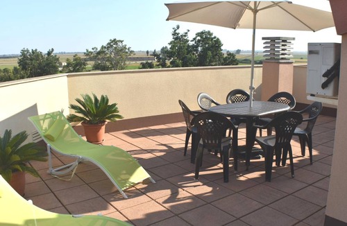 Camarles Apartment | Apartment ∙ 3 bedrooms ∙ 8 guests