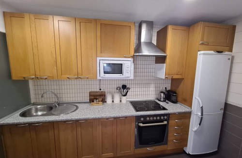 San Sebastian de los Reyes Apartment | Apartamento entero, amplio, sin escaleras, seguro, confortable.