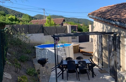 Saint-Julien-en-Saint-Alban Apartment | Apartment, ideal for holidaymakers or workers, 10min freeway exit