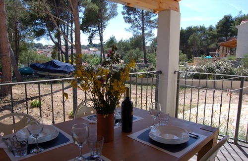 Verunic Apartment | Apartment in Veli Rat near Beaches