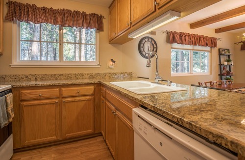 Dorrington Cabin | Apache Pines ~ A/C and Rec Center Access