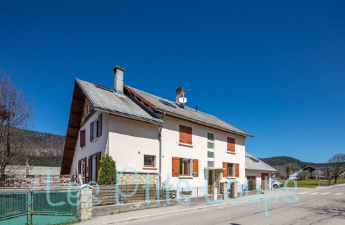 Autrans Apartment | Apartment Les Ptits Loups, Autrans-Méaudre en Vercors, mountain view, private terrace and garden