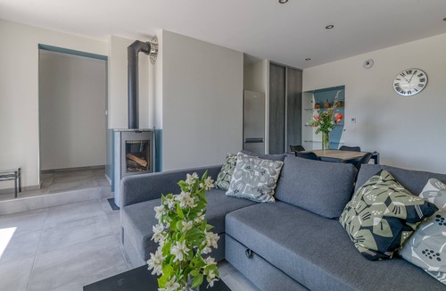 Saint-Pancrasse Apartment | Apartment "La Source Amélie" with Mountain View, Terrace and Private Garden.