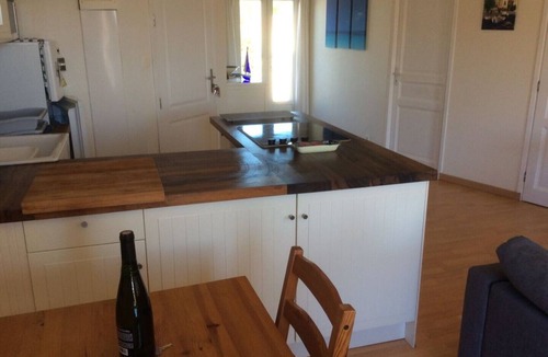 Bouzigues Apartment | Apart 2 Overlooking Etang De Thau Bouzigues. Amazing Views 2nd floor sleeps 2-4
