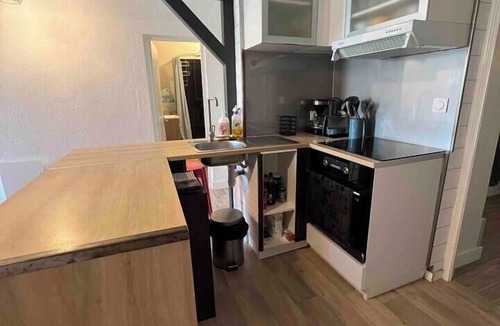 La Rogere Apartment | Apart 50m² 5 People 2 Bedrooms –Town, Train, Beach few mn