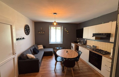 Saint-Maurice-sur-Moselle Apartment | Apartment 2 to 4 persons, One night minimum. Pets welcome.
