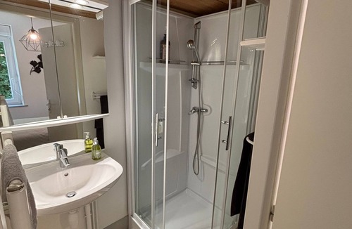 Saint-Maurice-sur-Moselle Apartment | Apartment 2 to 4 persons, One night minimum. Pets welcome.