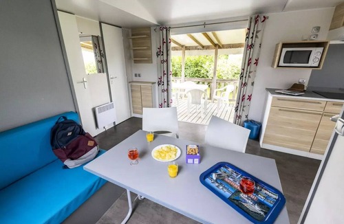 Sainte-Catherine-de-Fierbois House | Apartment