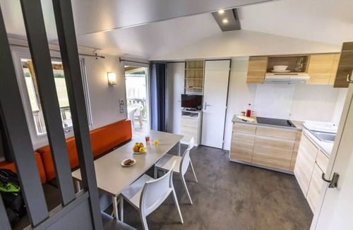 Sainte-Catherine-de-Fierbois House | Apartment
