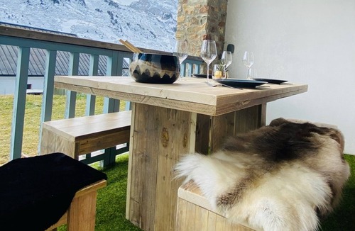 La Mongie Apartment | Apart from Mongie. Fully renovated. foot of the slopes 1 bedroom. swimming pool.