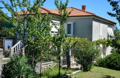 Sveti Vid Dobrinjski Apartment | Apartment Villa Oliva with private swimming pool