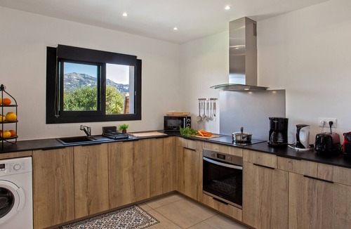 Calenzana Apartment | apart Levante shared swimming pool, bbq