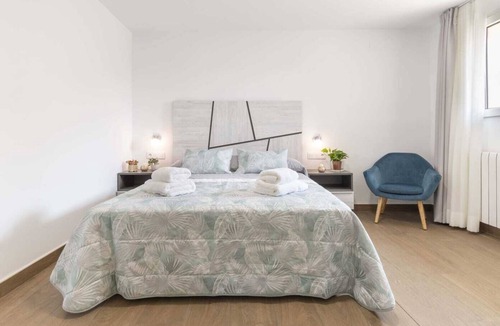 Villarroya de los Pinares Hotel | APARTAMENTOS EL MIRADOR