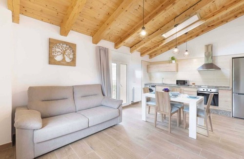 Villarroya de los Pinares Hotel | APARTAMENTOS EL MIRADOR