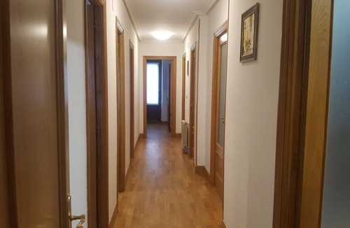 San Sebastian Centro Apartment | Apartamento amplio, a pie de la playa La Concha
