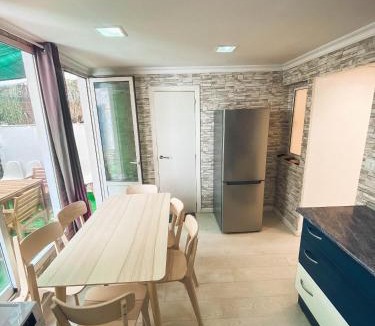 Santa Coloma de Gramenet Apartment | Apartamento 15' Barcelona centro